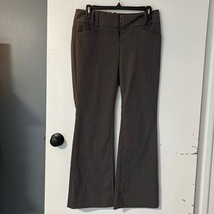 Limited-Exact Stretch. Dress pants. Brown/Grey color. Size 2 Short